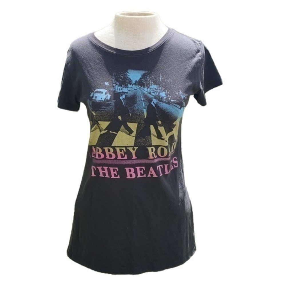 The Beatles Abbey Road short sleeve shirt large
